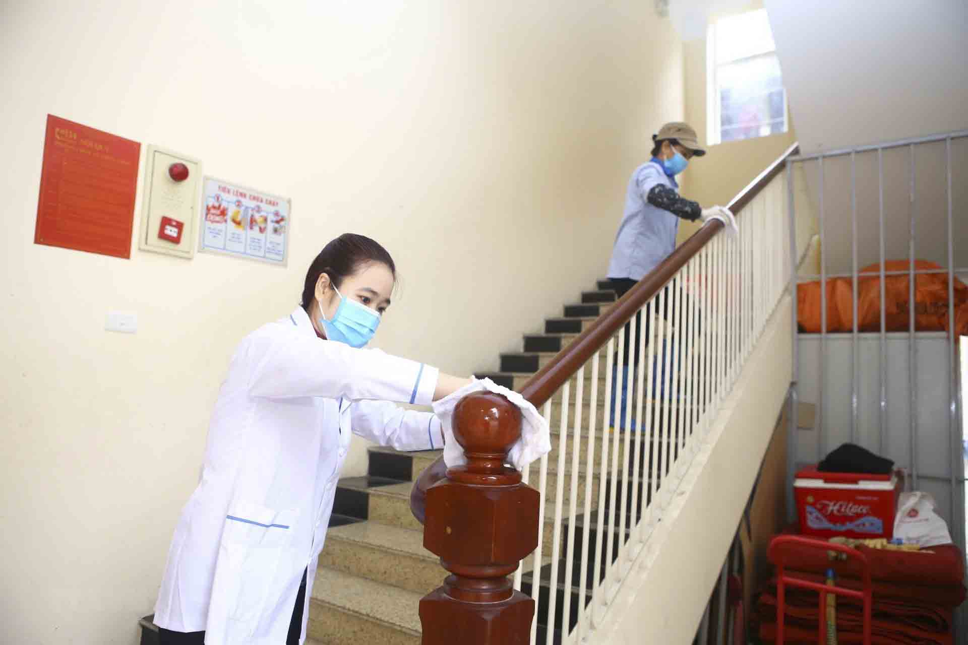 Khuyến cáo phòng ngừa corona cho khách sạn đó là dịch vụ lau dọn, vệ sinh cần đảm bảo