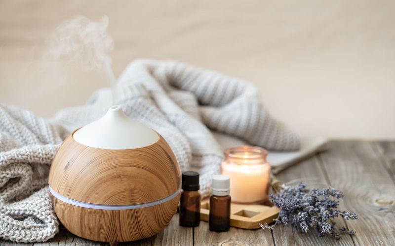Hướng dẫn cách sử dụng và lựa chọn tinh dầu người già
