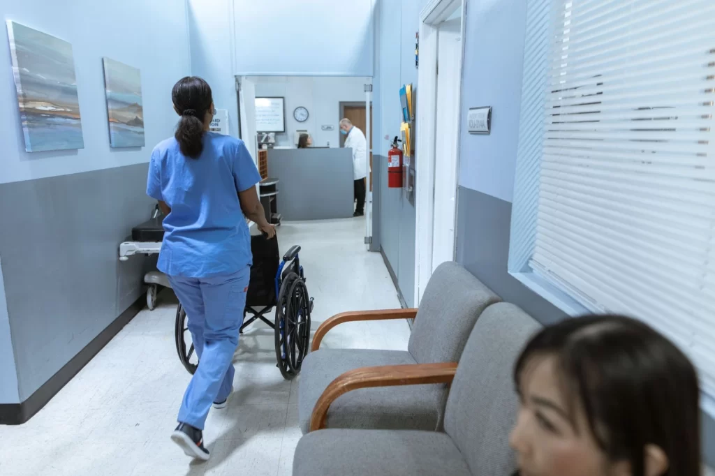 Bí quyết Môi trường Nội thất Y tế: Giải pháp chuyên sâu cho doanh nghiệp